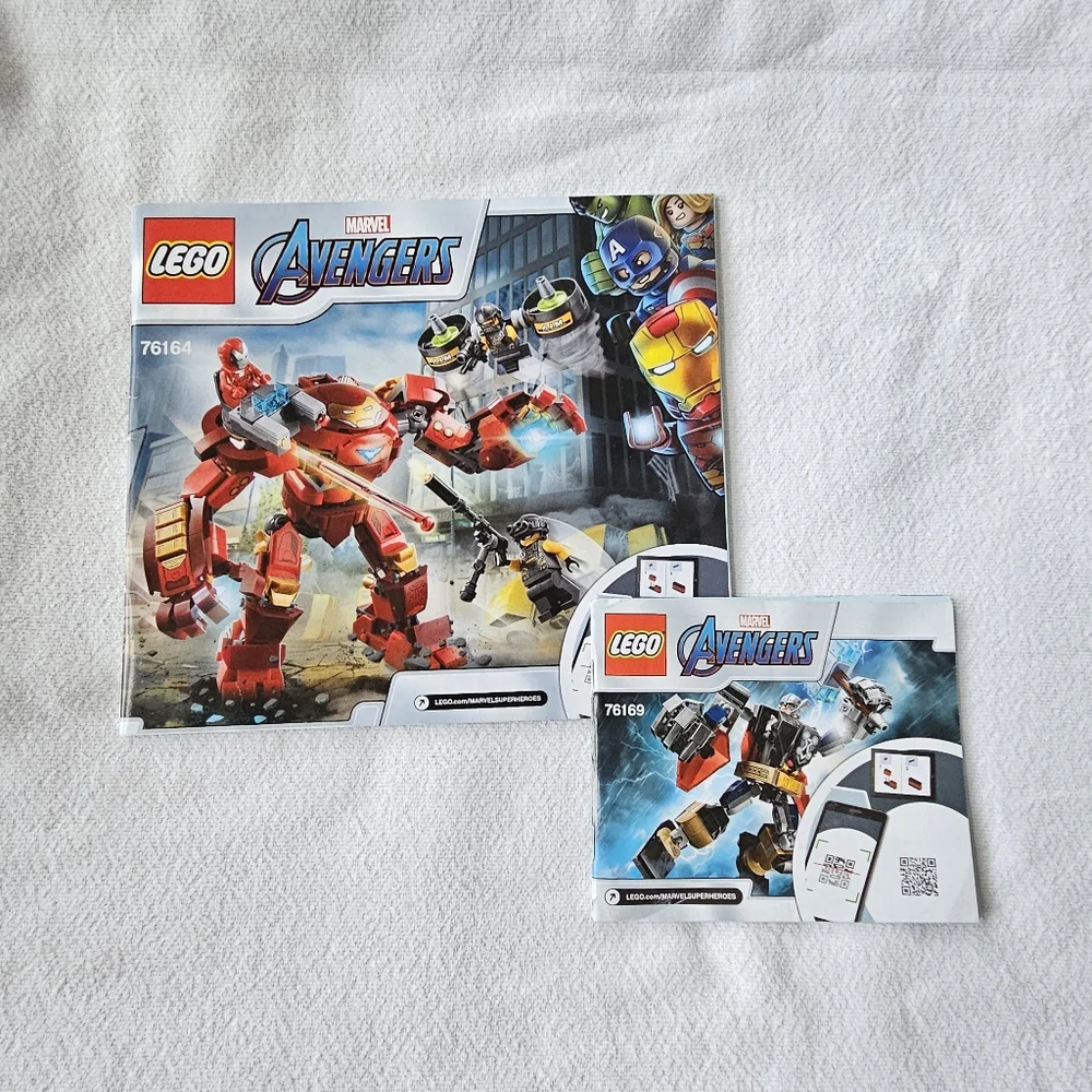 2 LEGO Marvel Avengers Vehicles Instruction Manual Booklets